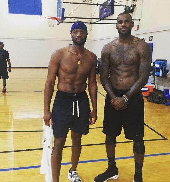 在密集赛程 在密集赛程