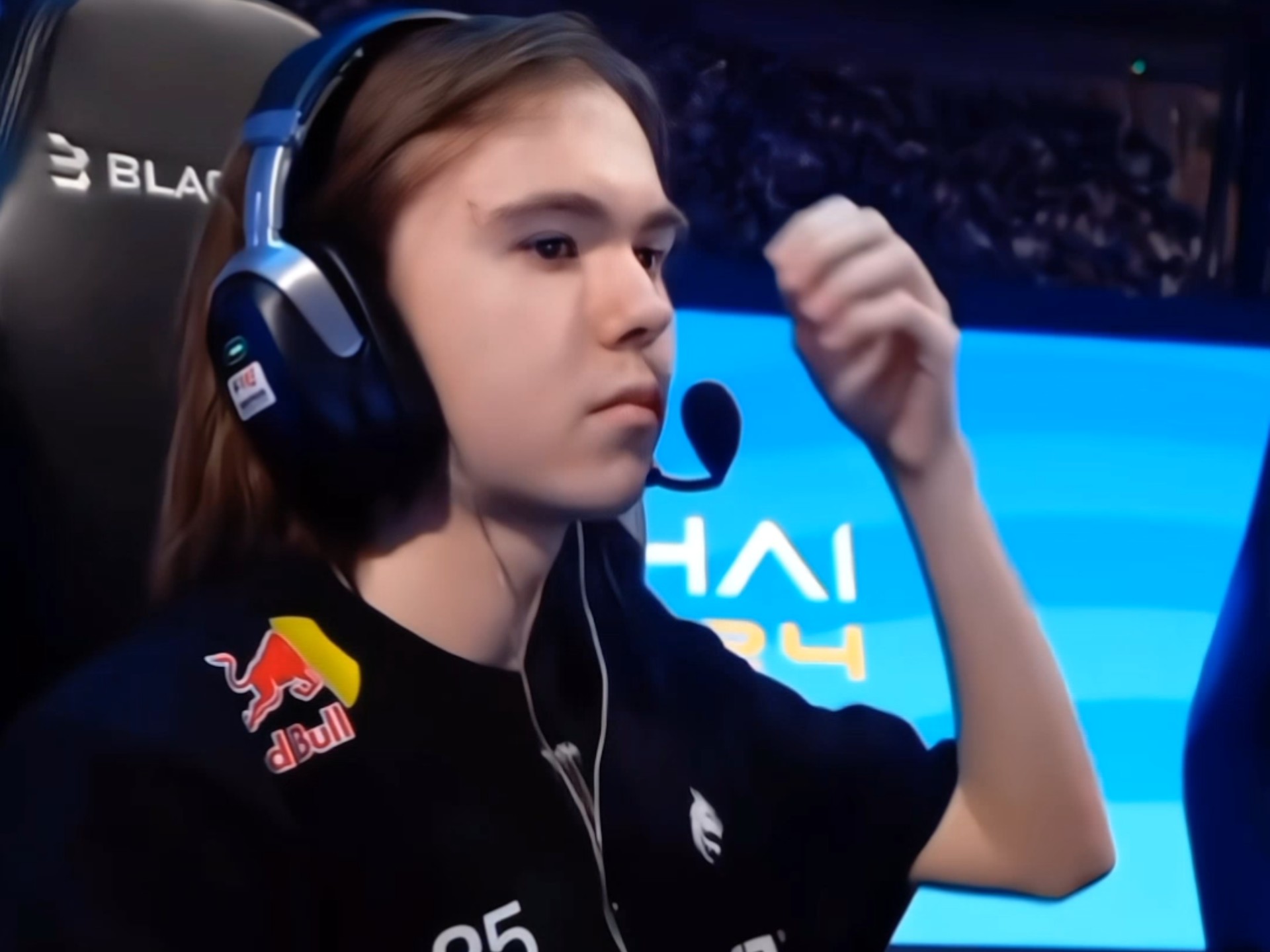 落地新品发 落地新品发